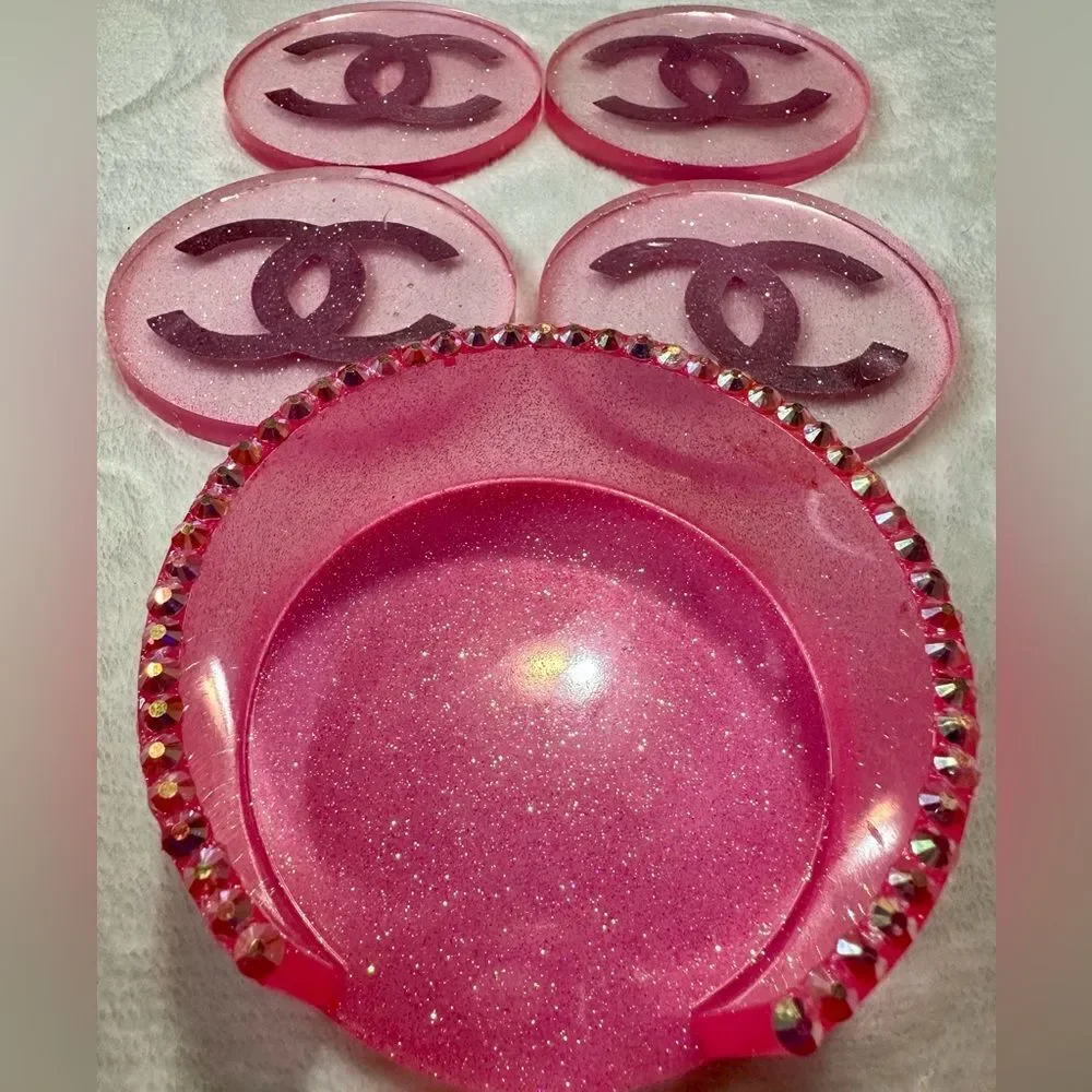 Pink Glitter Resin Coasters / Circle Shapes Handmade Resin. Ch= Monogr…